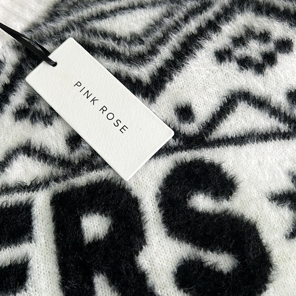 Pink Rose Sweater - Picture 10 of 11